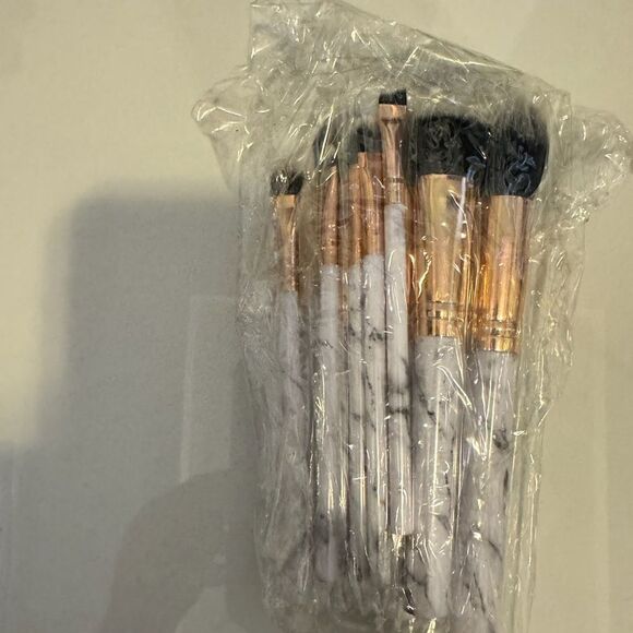 Marble make-up brushes #16 - Picture 2 of 4